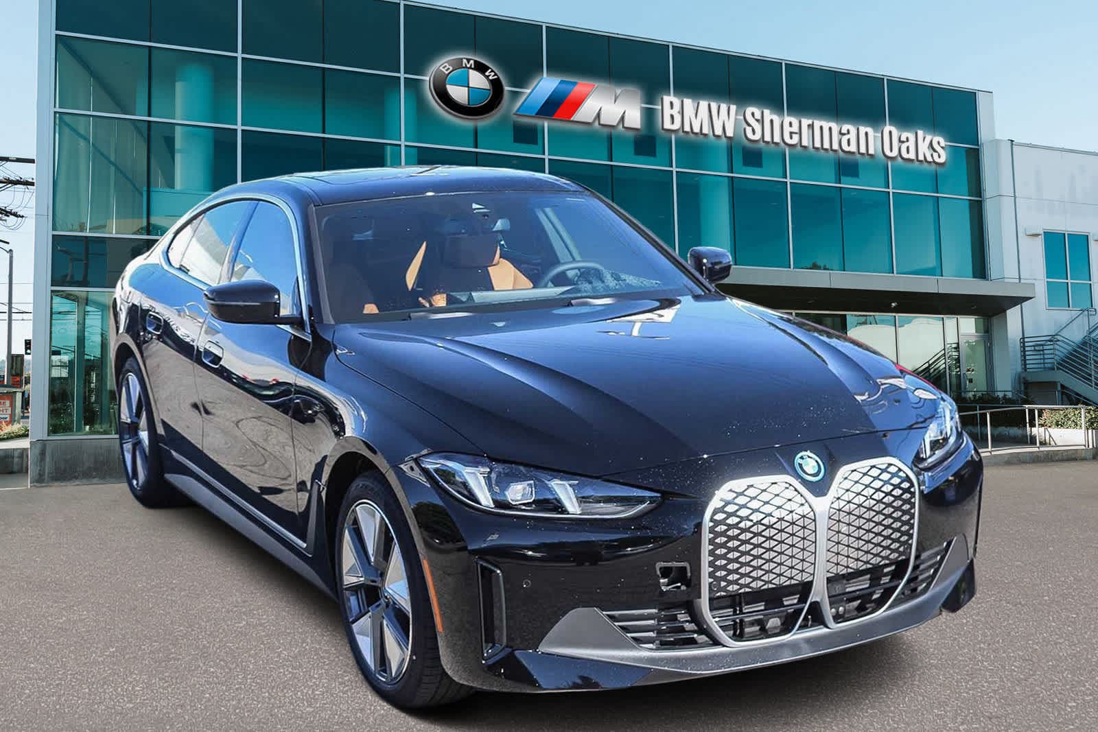 Thumbnail: 2025 BMW i4 - 3