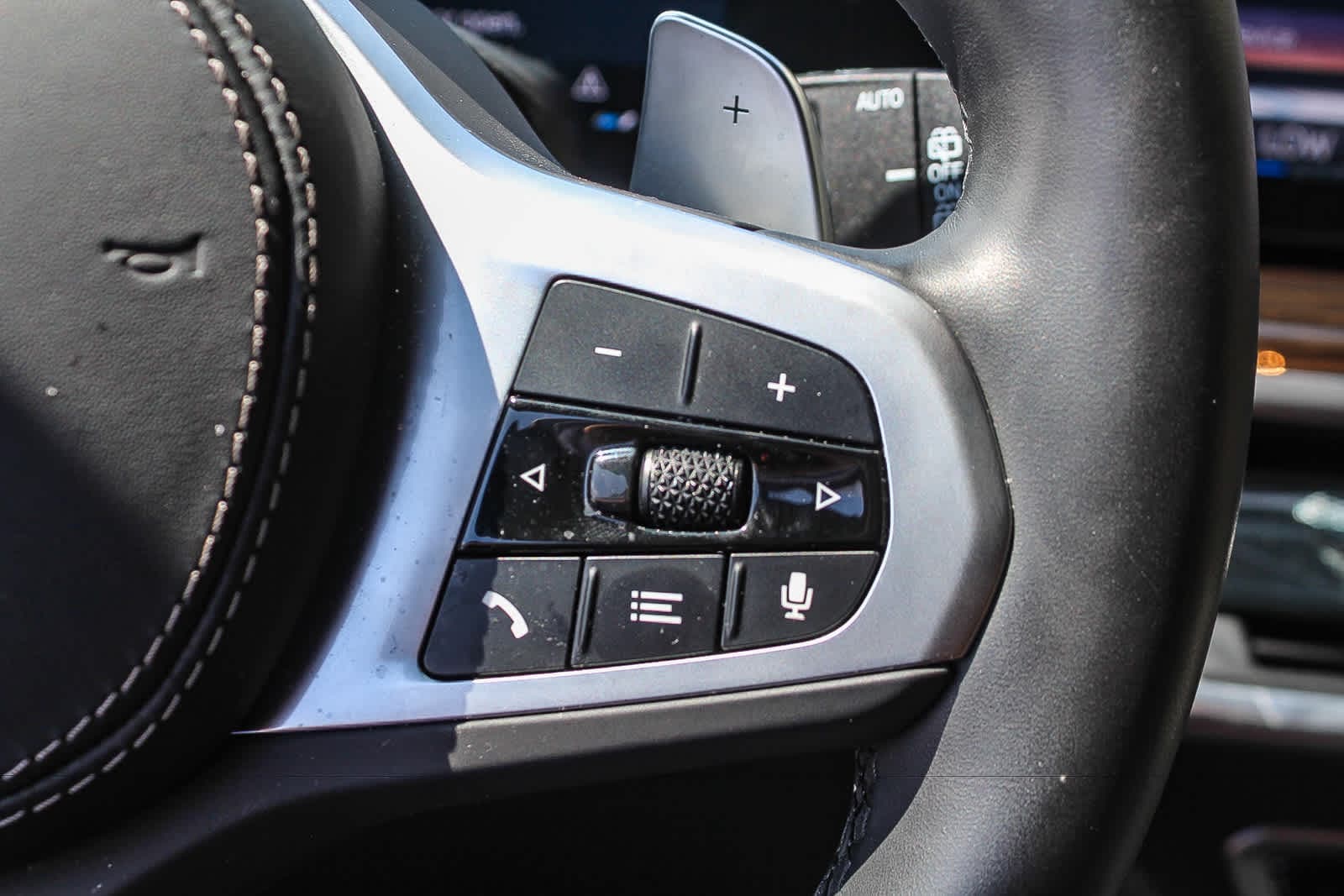 Thumbnail: 2026 BMW X5 - 23