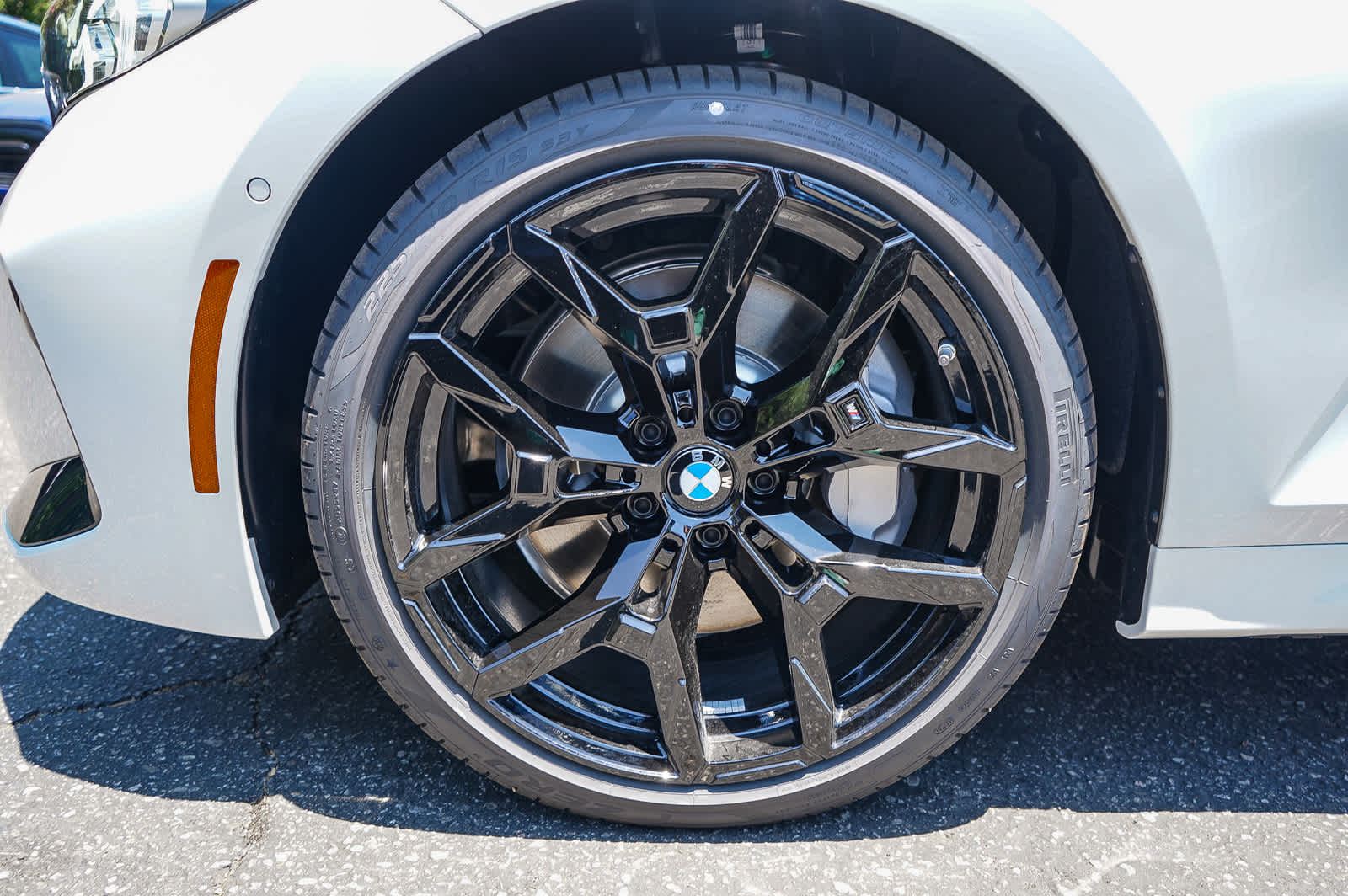 Thumbnail: 2026 BMW 3 Series - 8