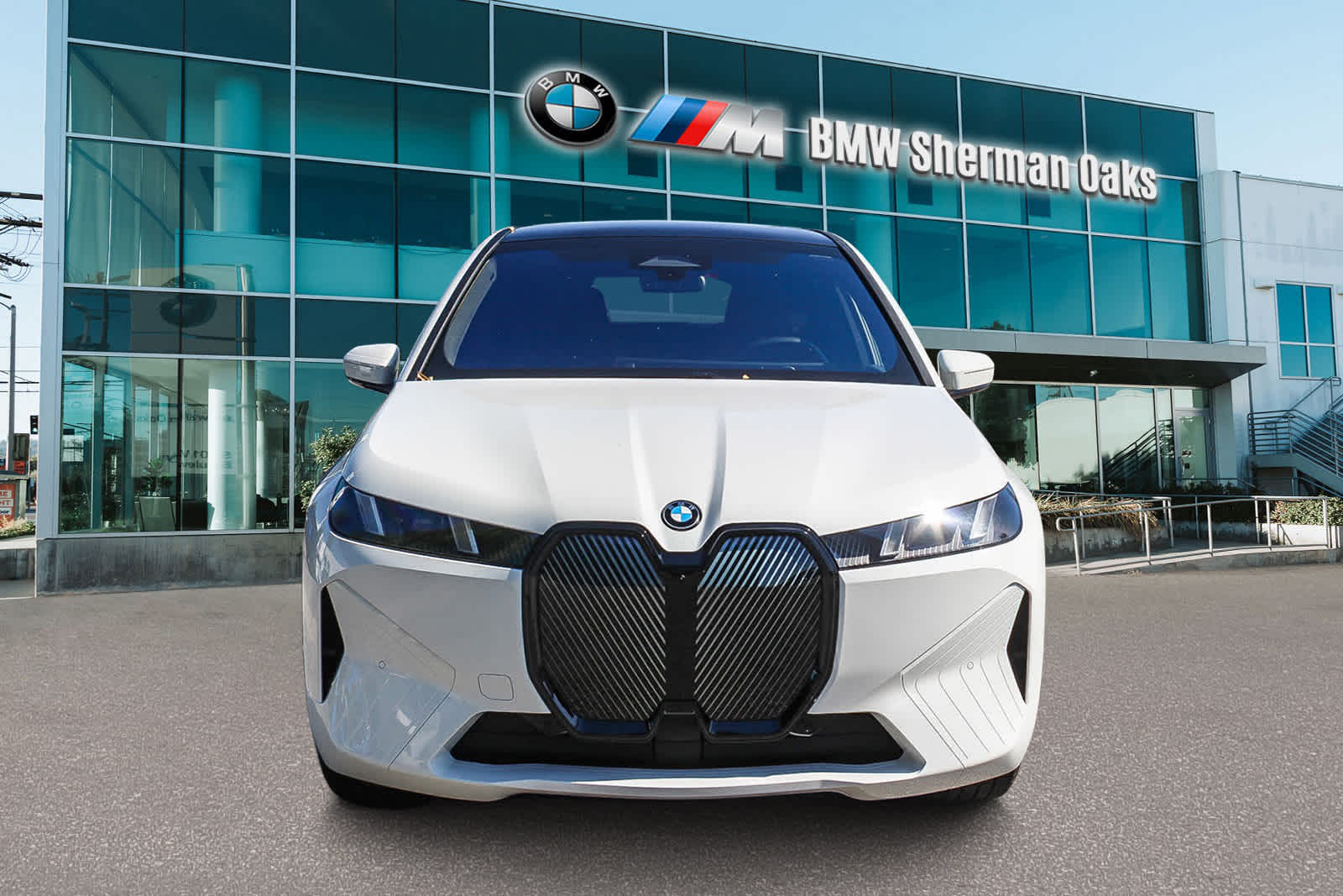 Thumbnail: 2026 BMW iX - 2
