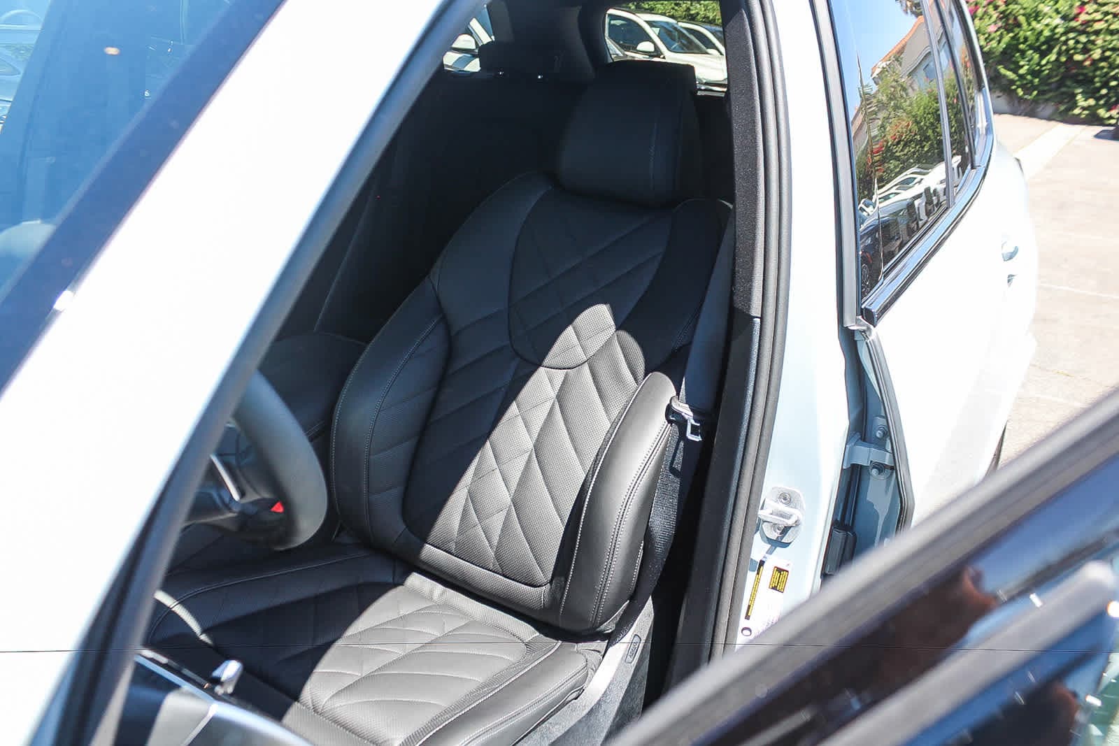 Thumbnail: 2026 BMW X5 - 25