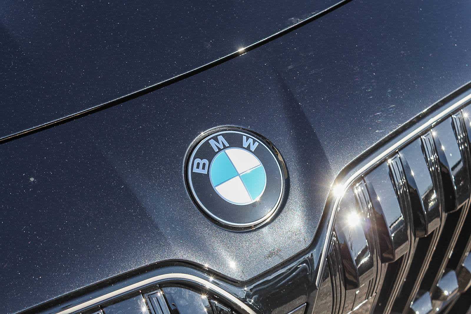 Thumbnail: 2026 BMW 7 Series - 18