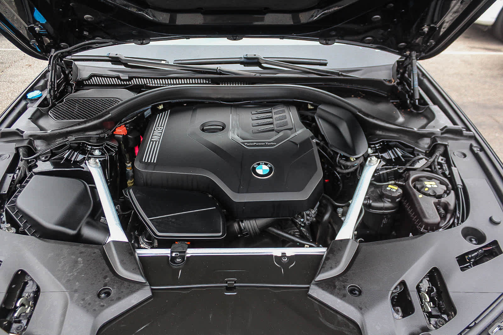 Thumbnail: 2021 BMW 5 Series - 27