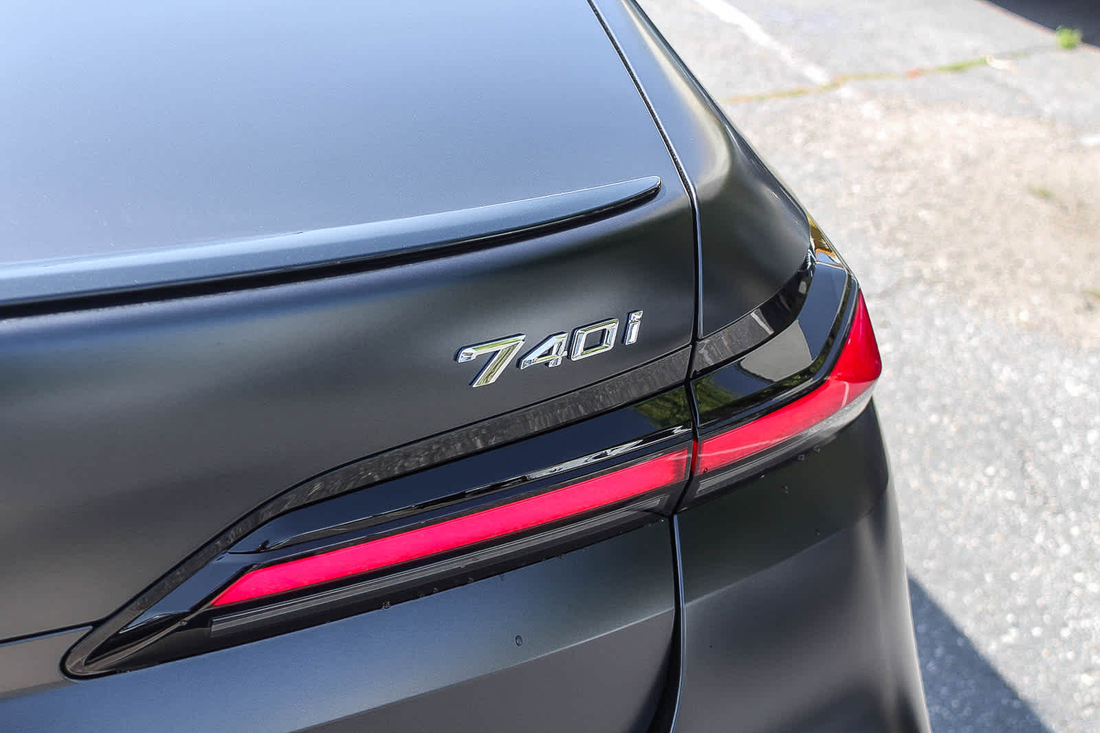 Thumbnail: 2026 BMW 7 Series - 25