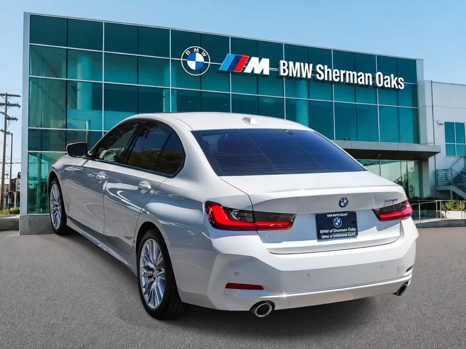 Thumbnail: 2023 BMW 3 Series - 5