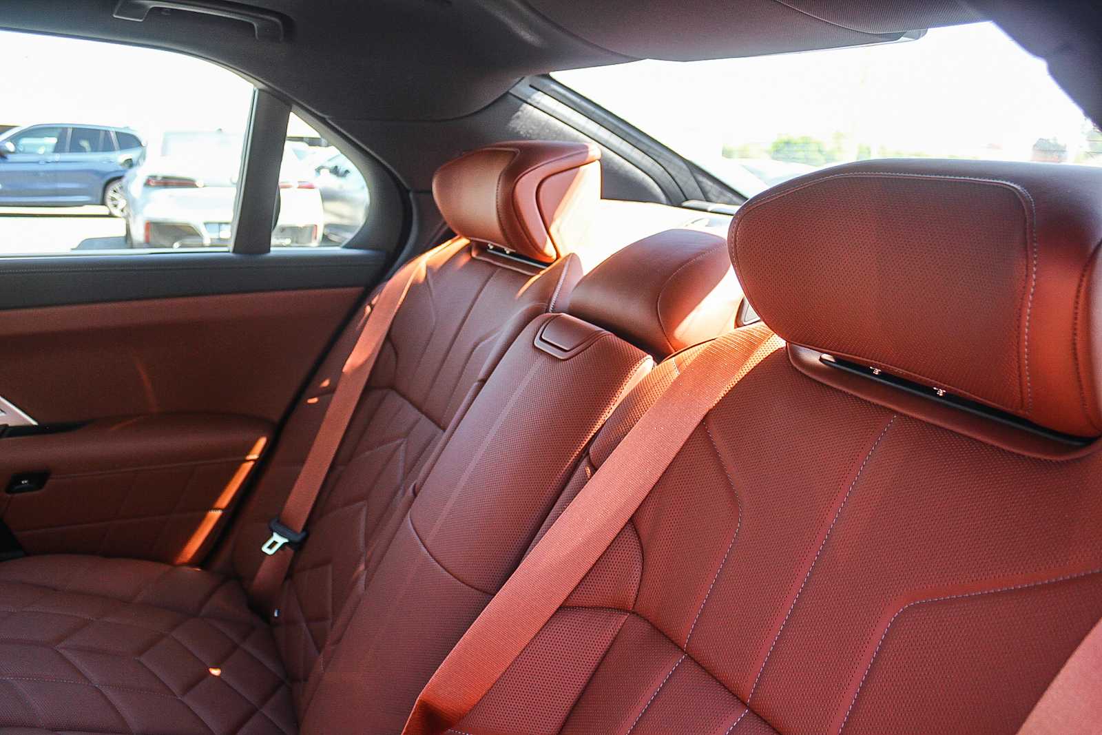 Thumbnail: 2026 BMW i7 - 18