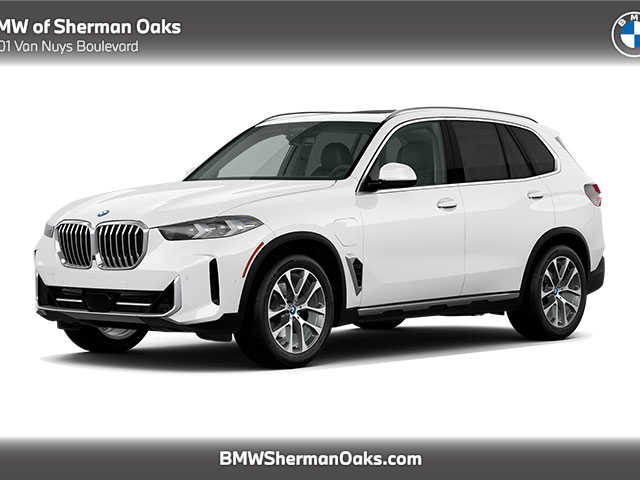 2024 BMW X5 xDrive50e's photo