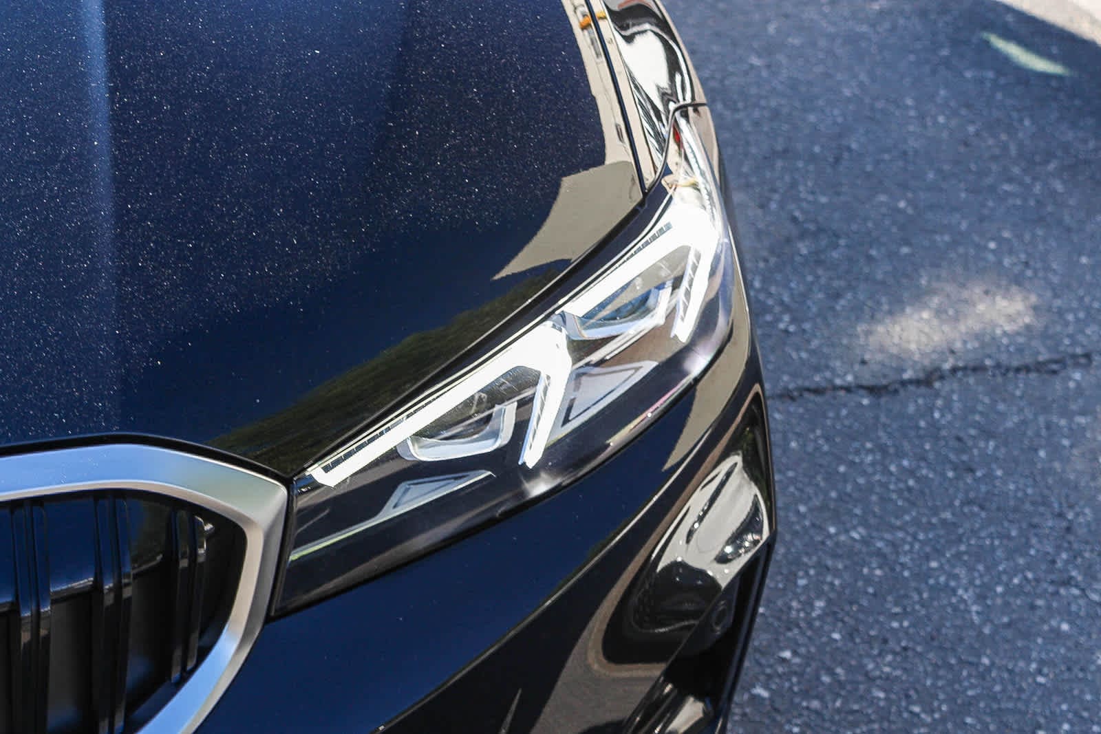 Thumbnail: 2025 BMW 3 Series - 10