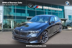 2026 BMW 550e xDrive Sedan