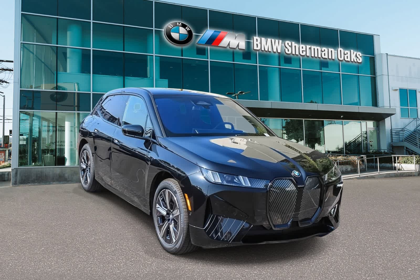 Thumbnail: 2026 BMW iX - 3