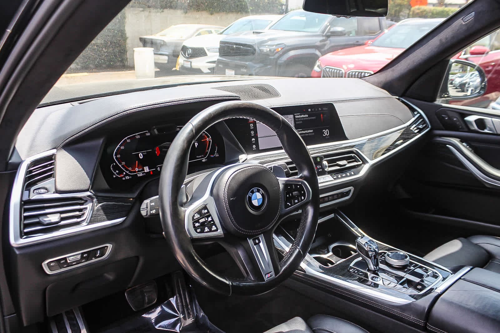 Thumbnail: 2022 BMW X7 - 15