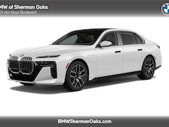 2026 BMW 750e xDrive Sedan