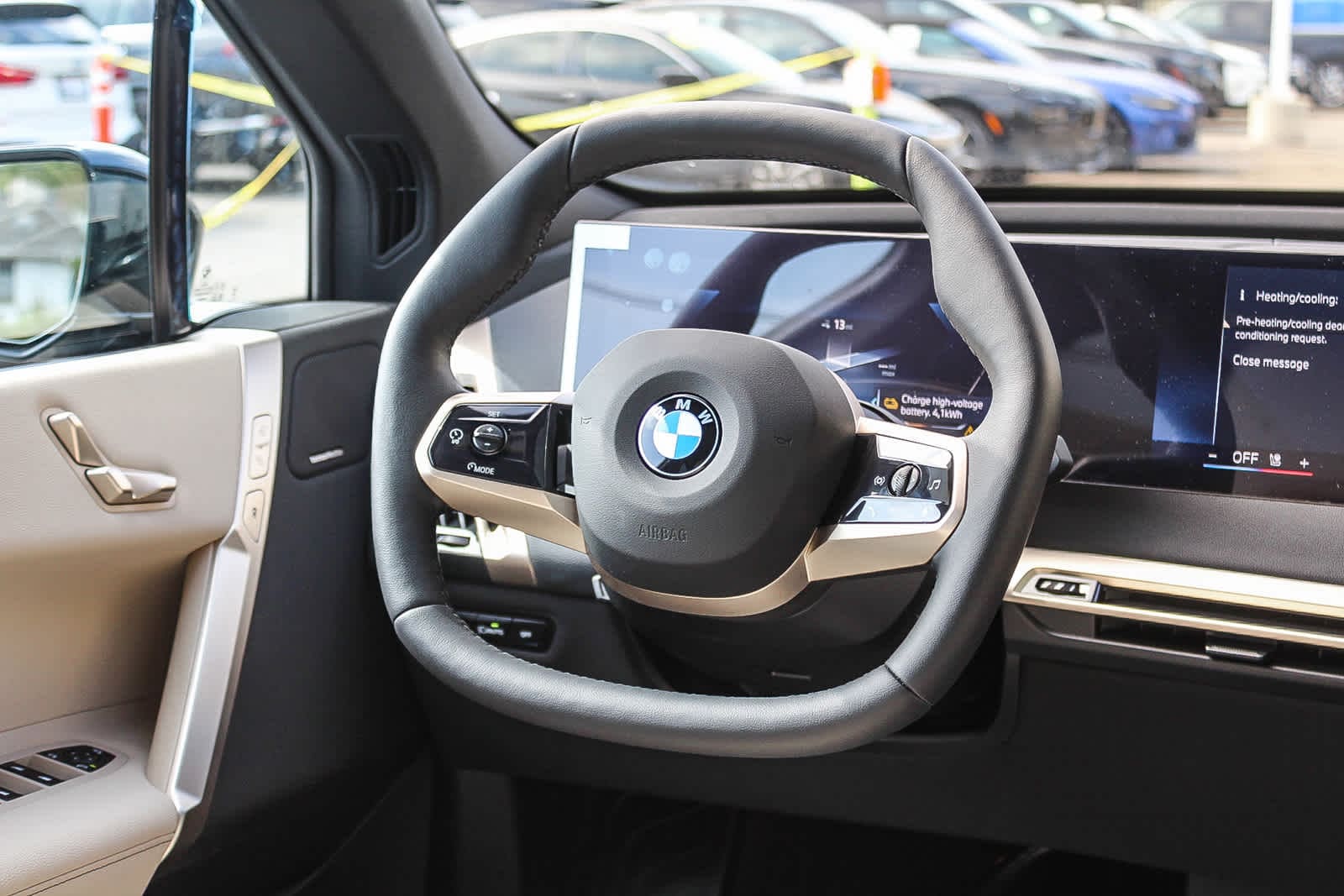 Thumbnail: 2026 BMW iX - 15