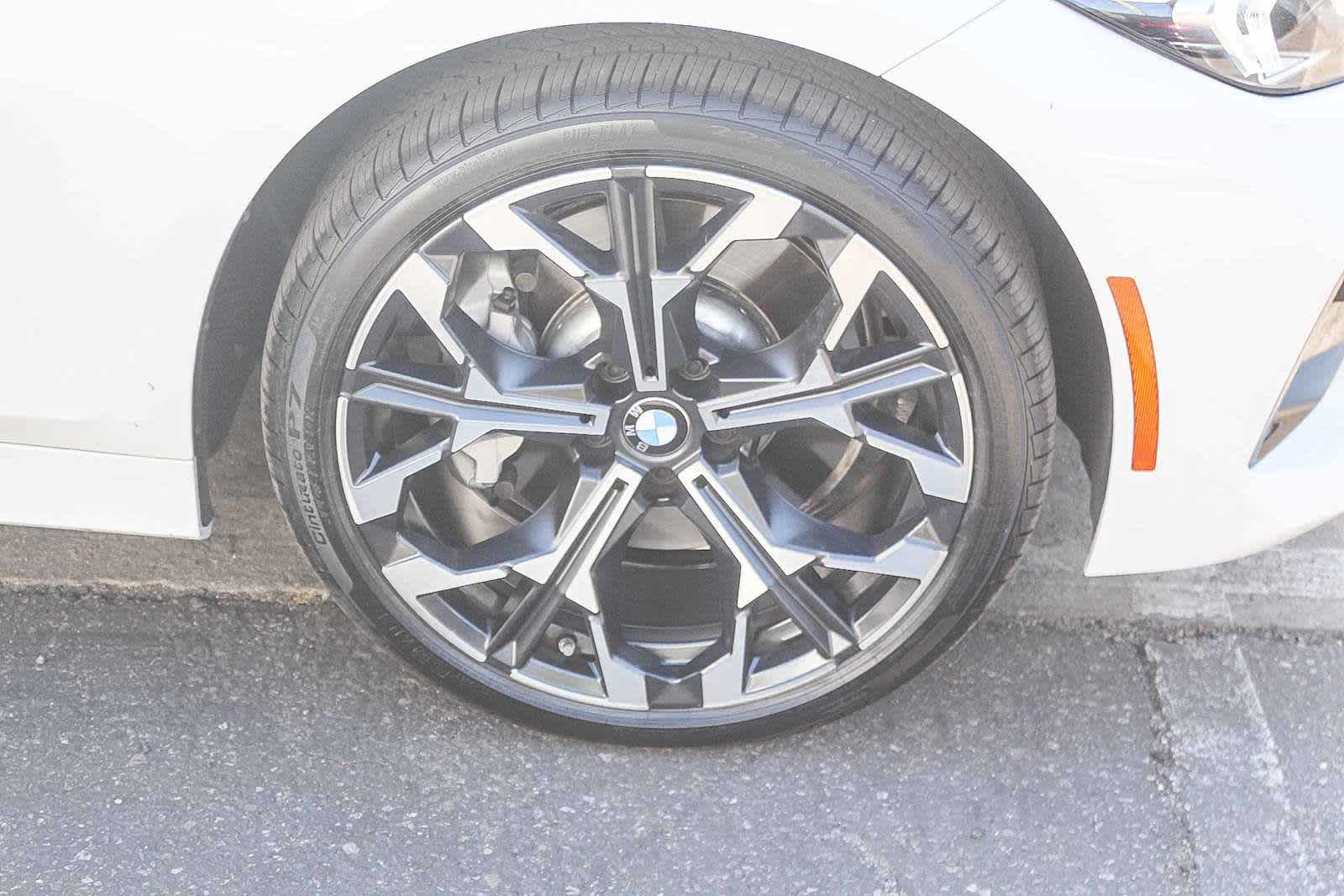 Thumbnail: 2025 BMW 3 Series - 9