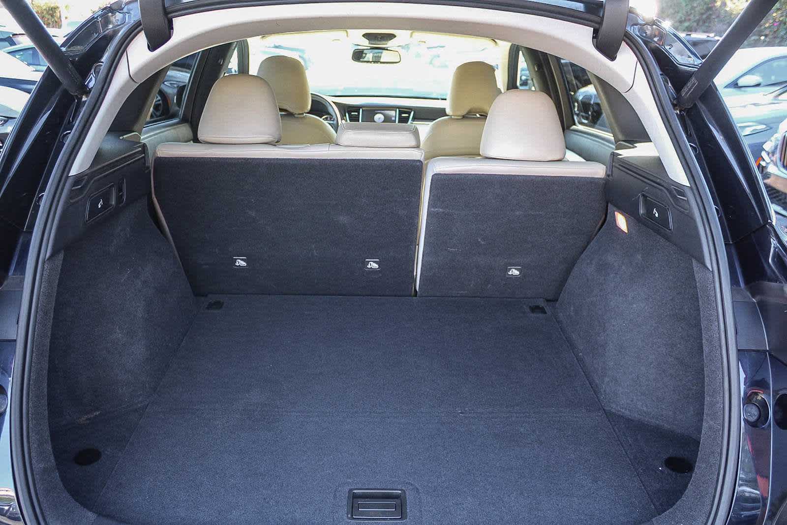 Thumbnail: 2019 INFINITI QX50 - 25