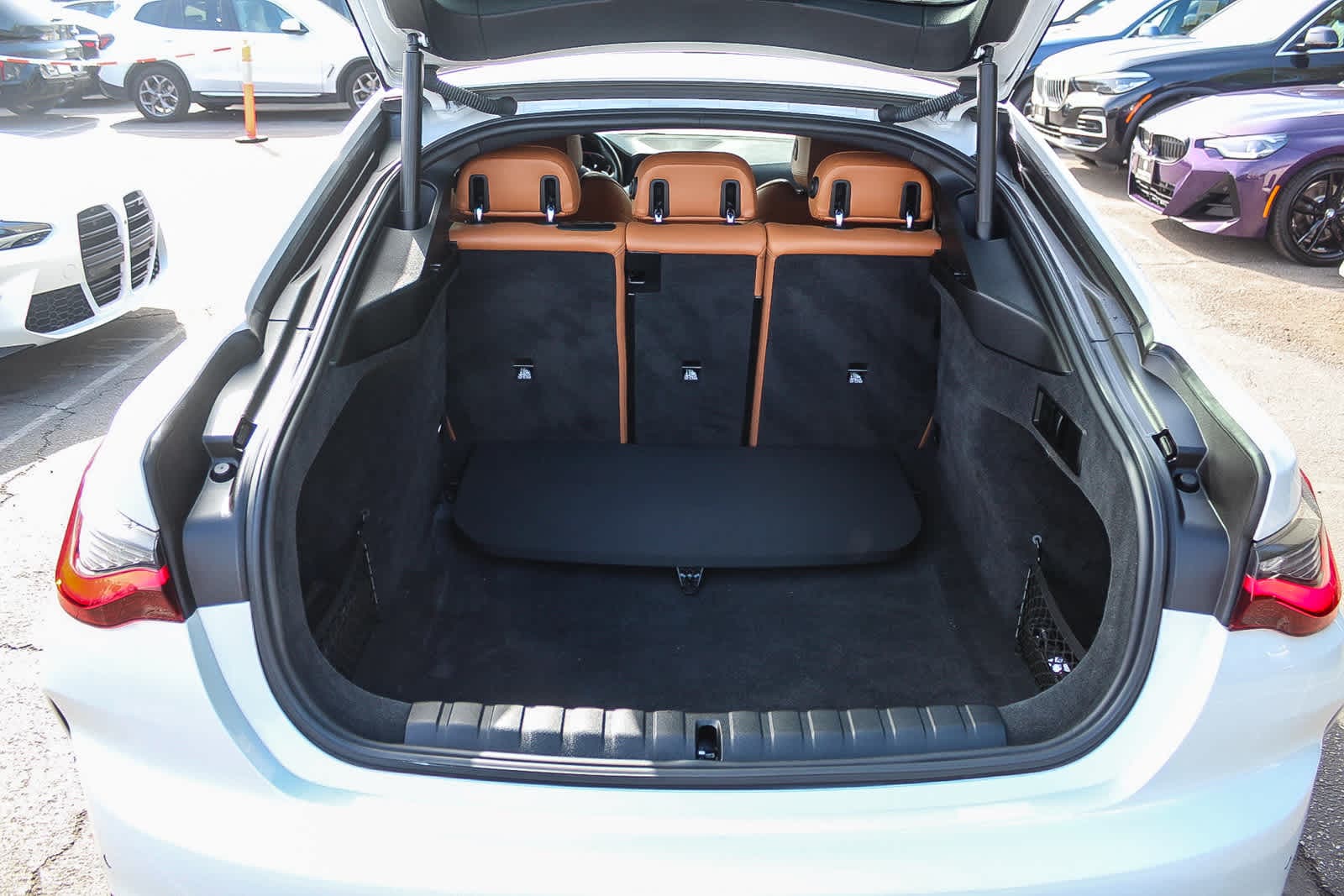 Thumbnail: 2022 BMW 4 Series - 25