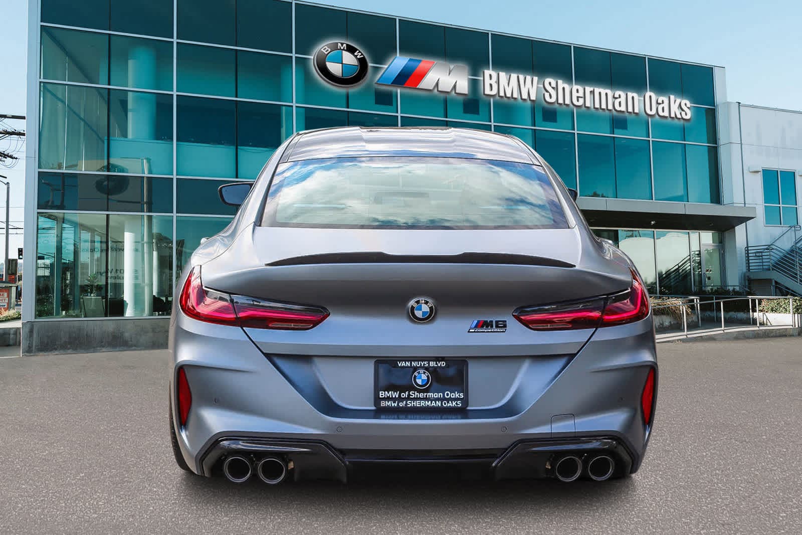 Thumbnail: 2025 BMW M8 - 5