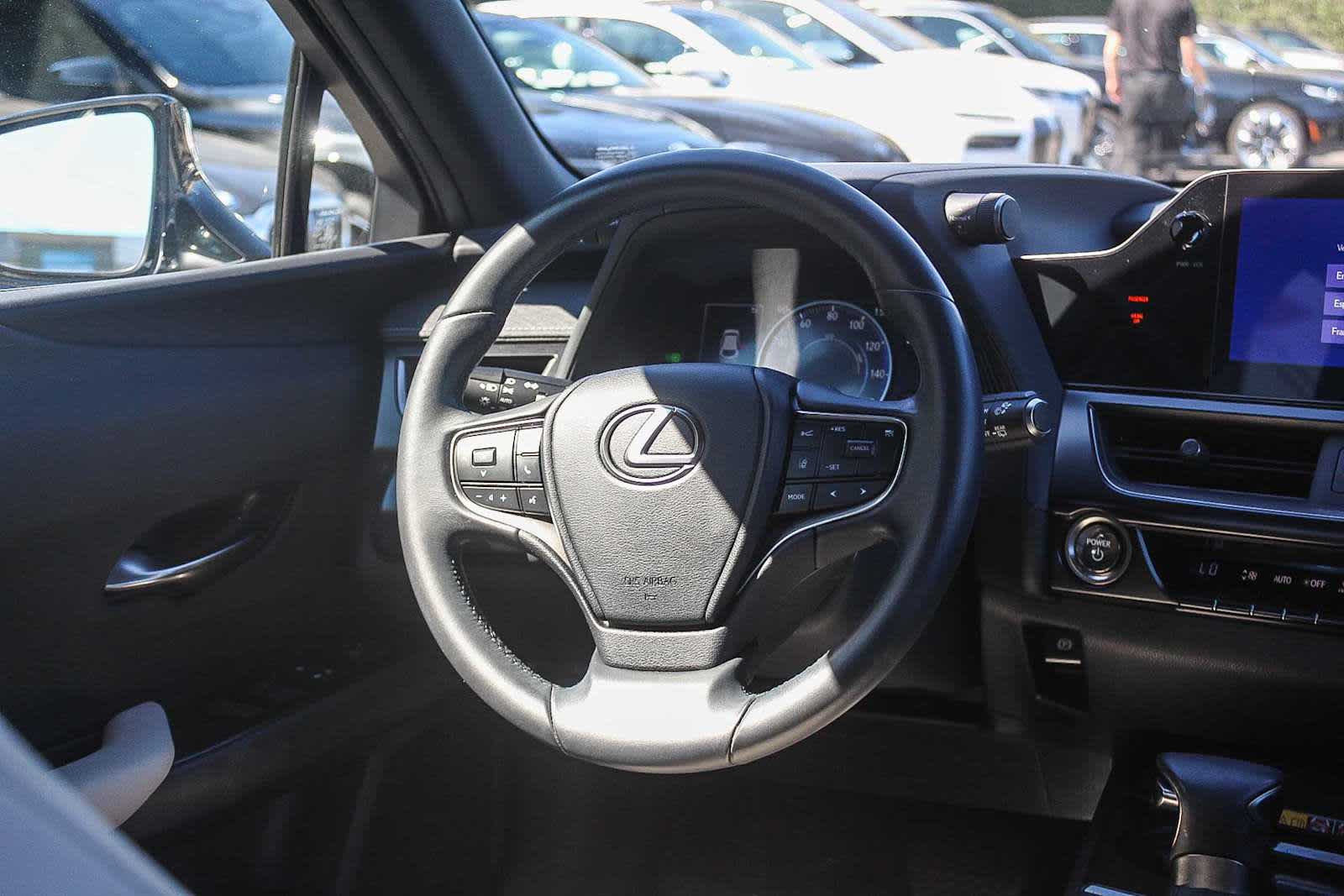 Thumbnail: 2024 Lexus UX - 12