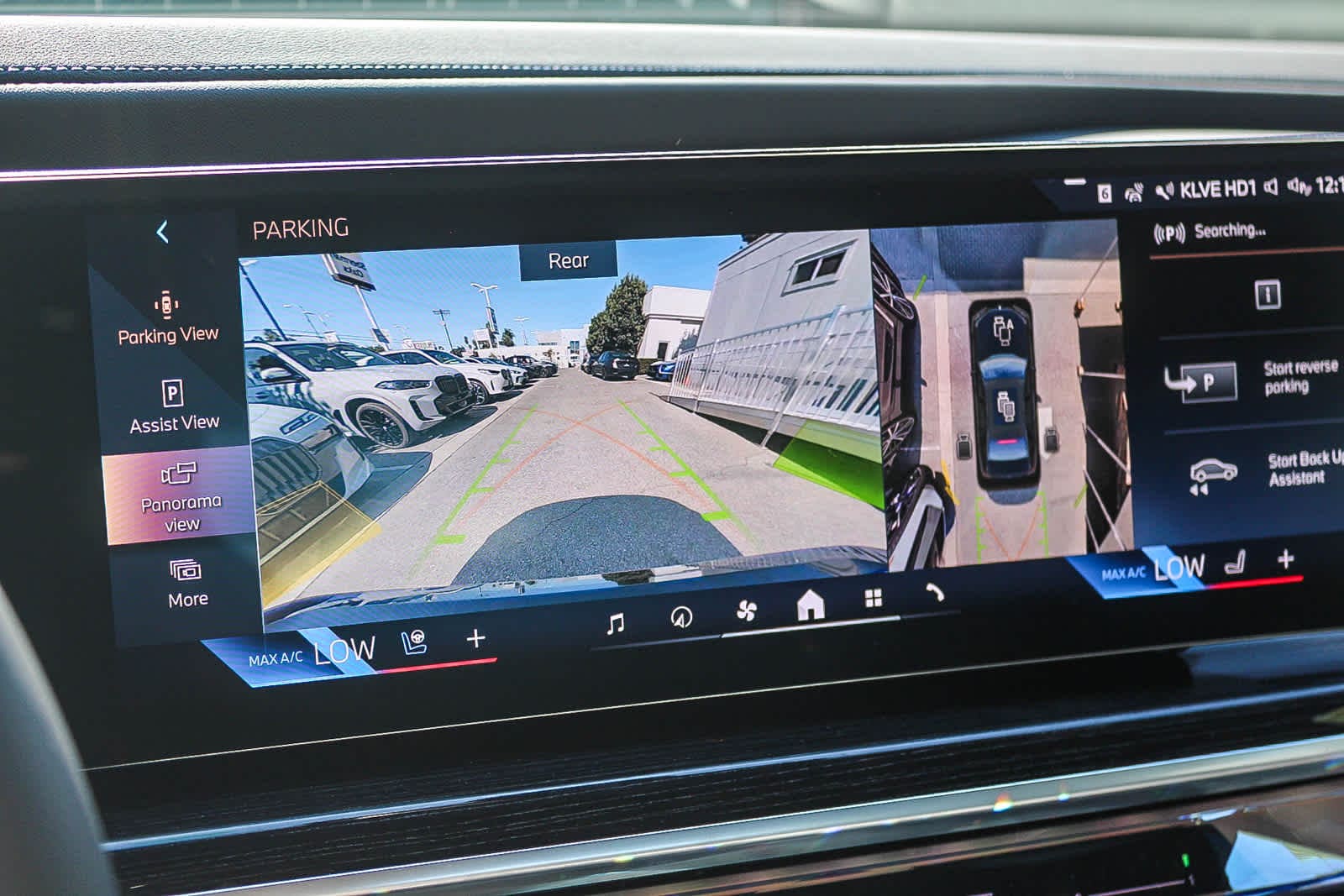 Thumbnail: 2026 BMW 7 Series - 23