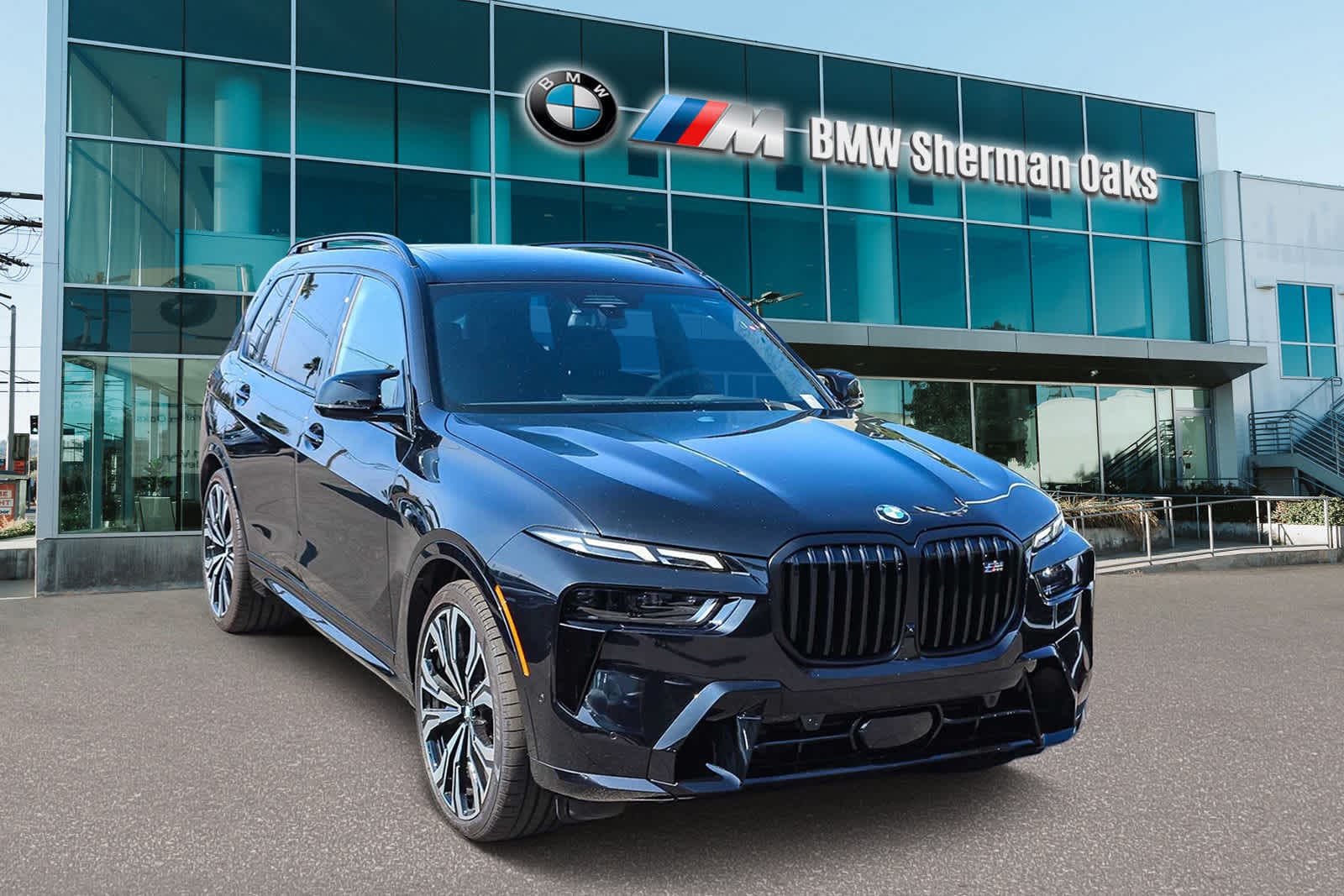Thumbnail: 2026 BMW X7 - 3