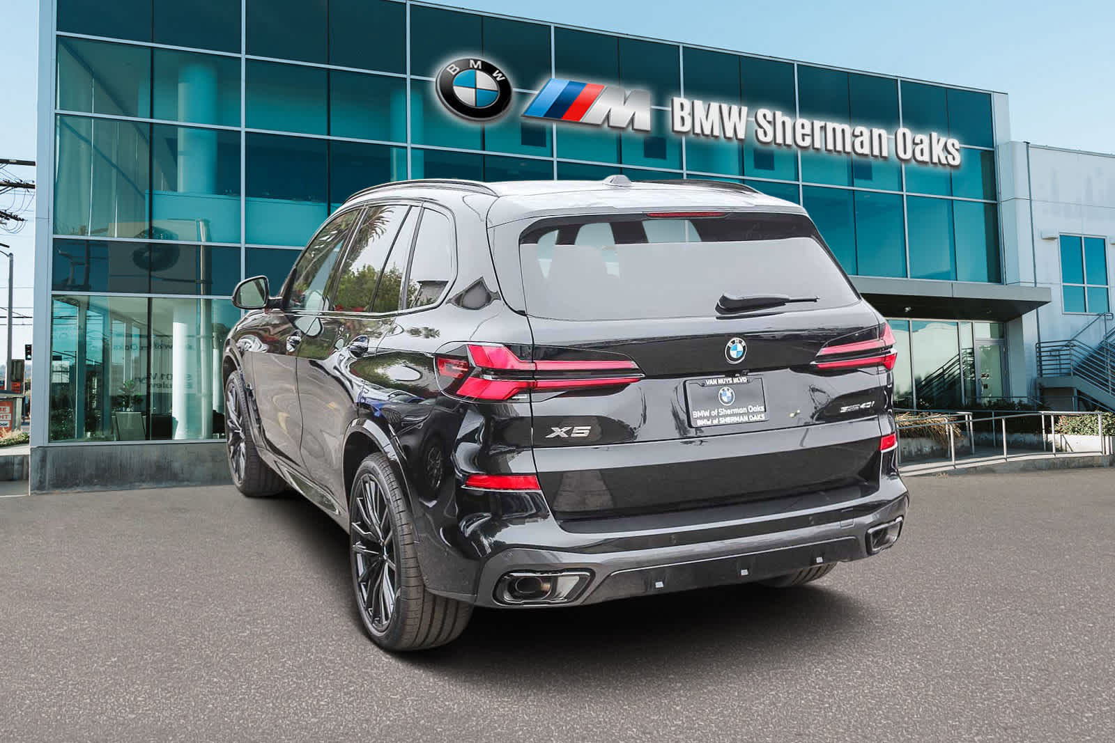 Thumbnail: 2026 BMW X5 - 6