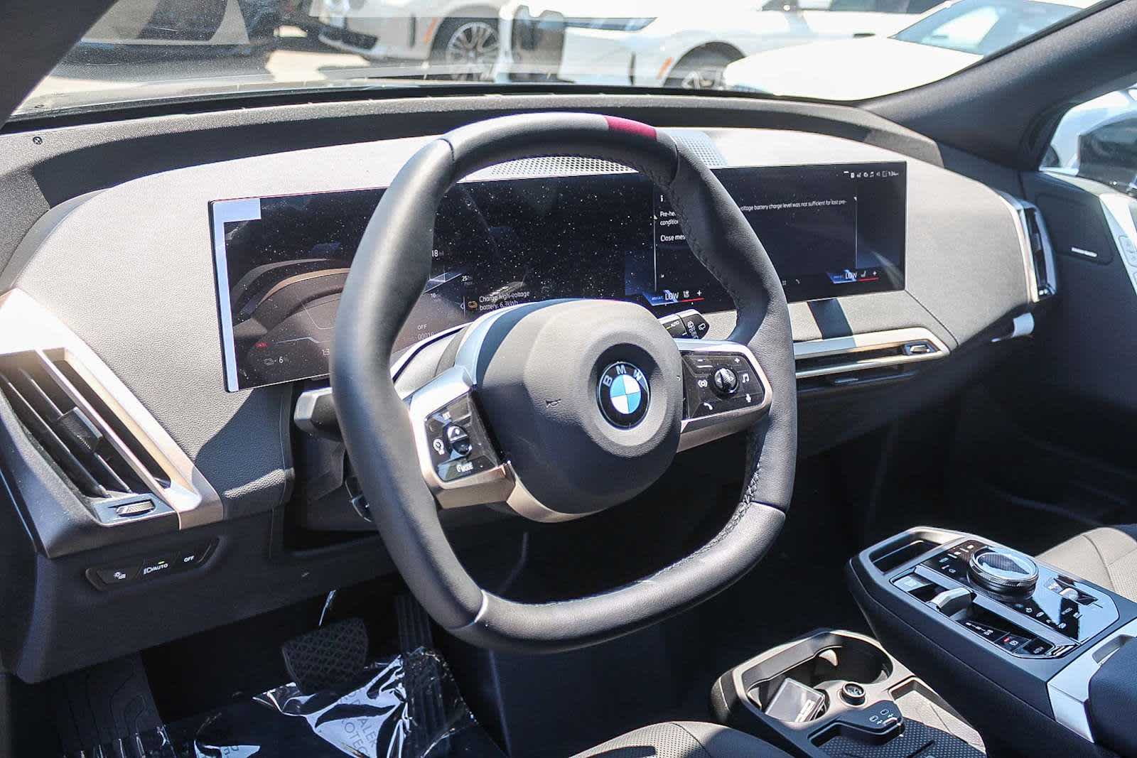 Thumbnail: 2026 BMW iX - 17