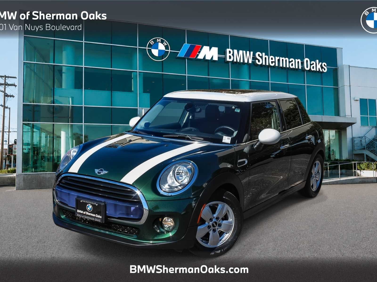 2016 MINI Cooper Hardtop 4 Door -
                  Sherman Oaks, CA