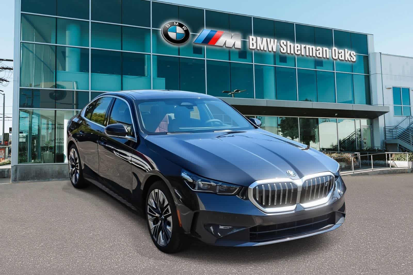 Thumbnail: 2026 BMW i5 - 3