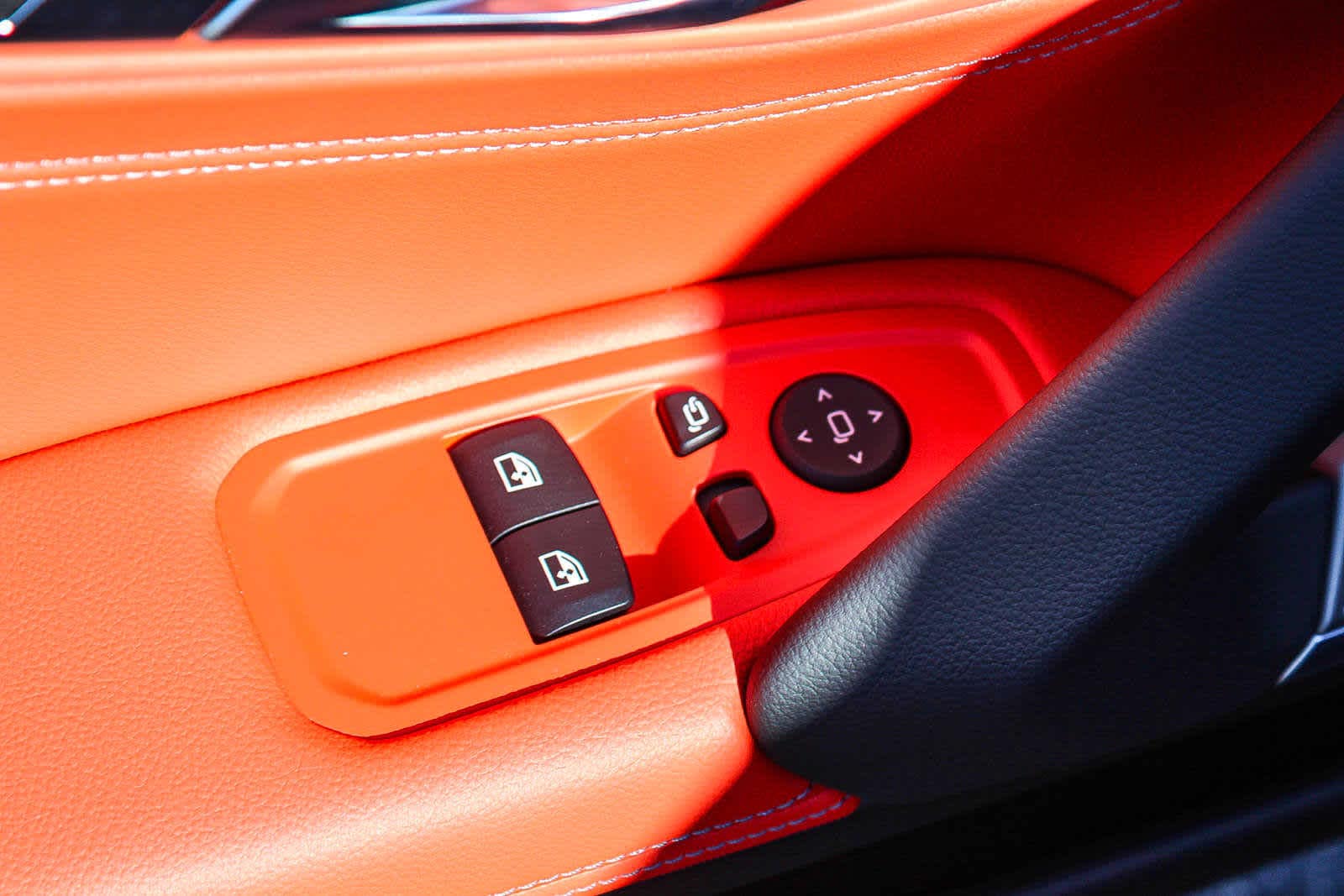 Thumbnail: 2025 BMW Z4 - 15