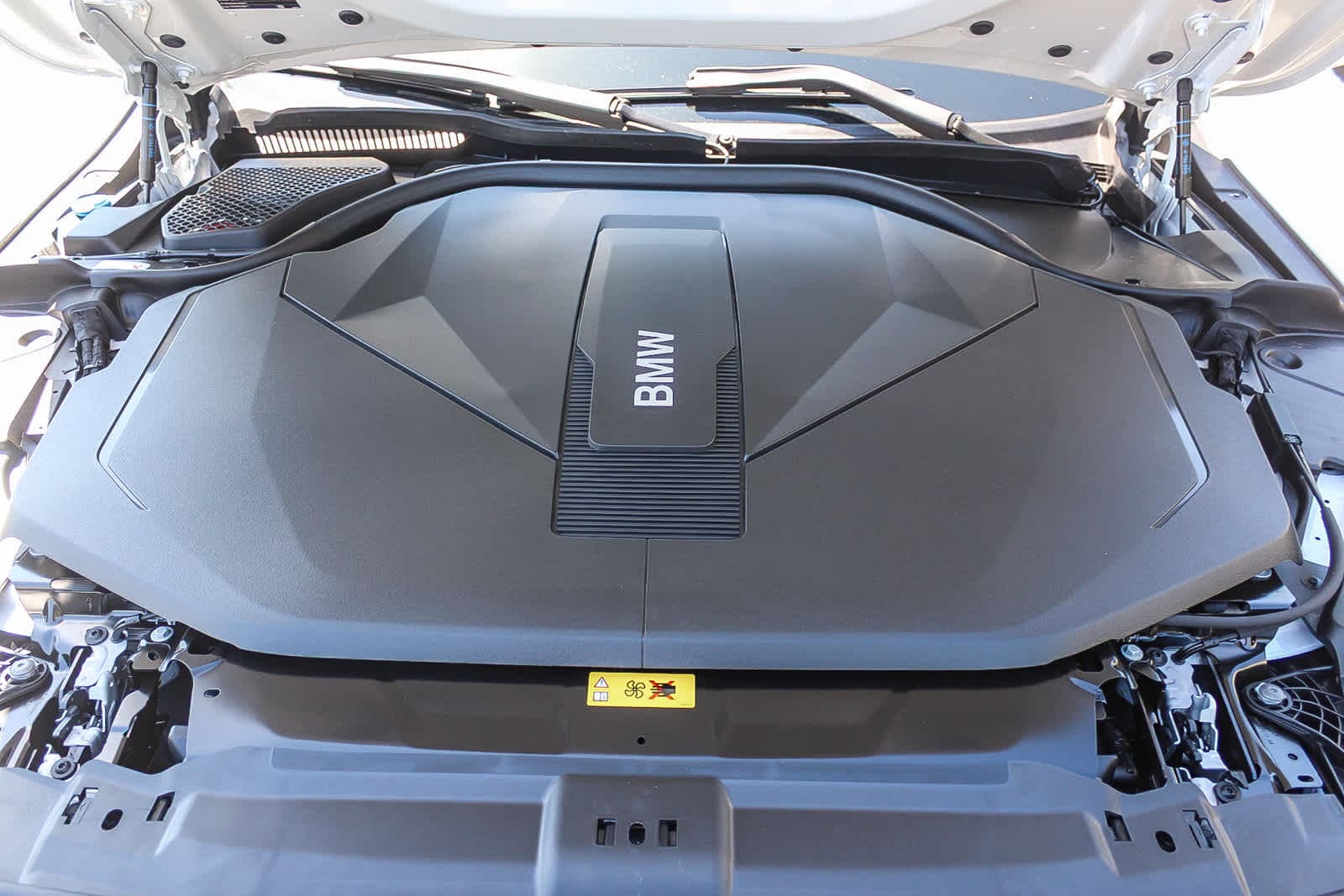 Thumbnail: 2026 BMW i5 - 26