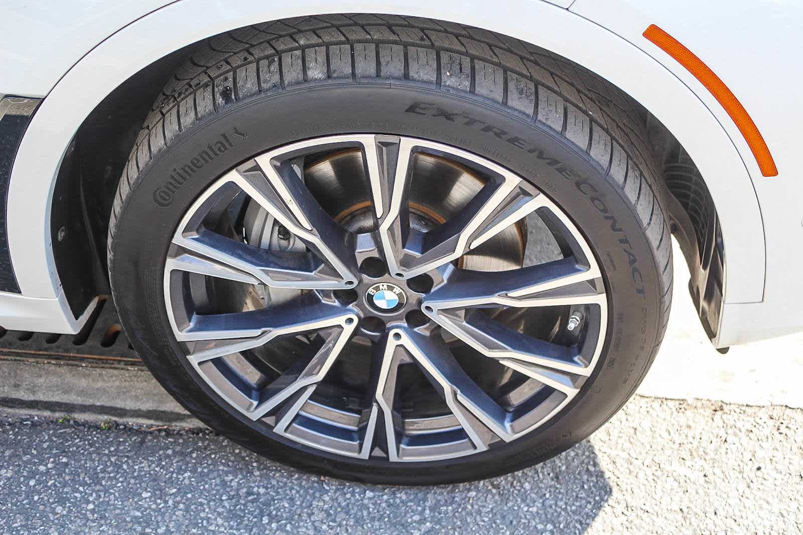 Thumbnail: 2019 BMW X7 - 16