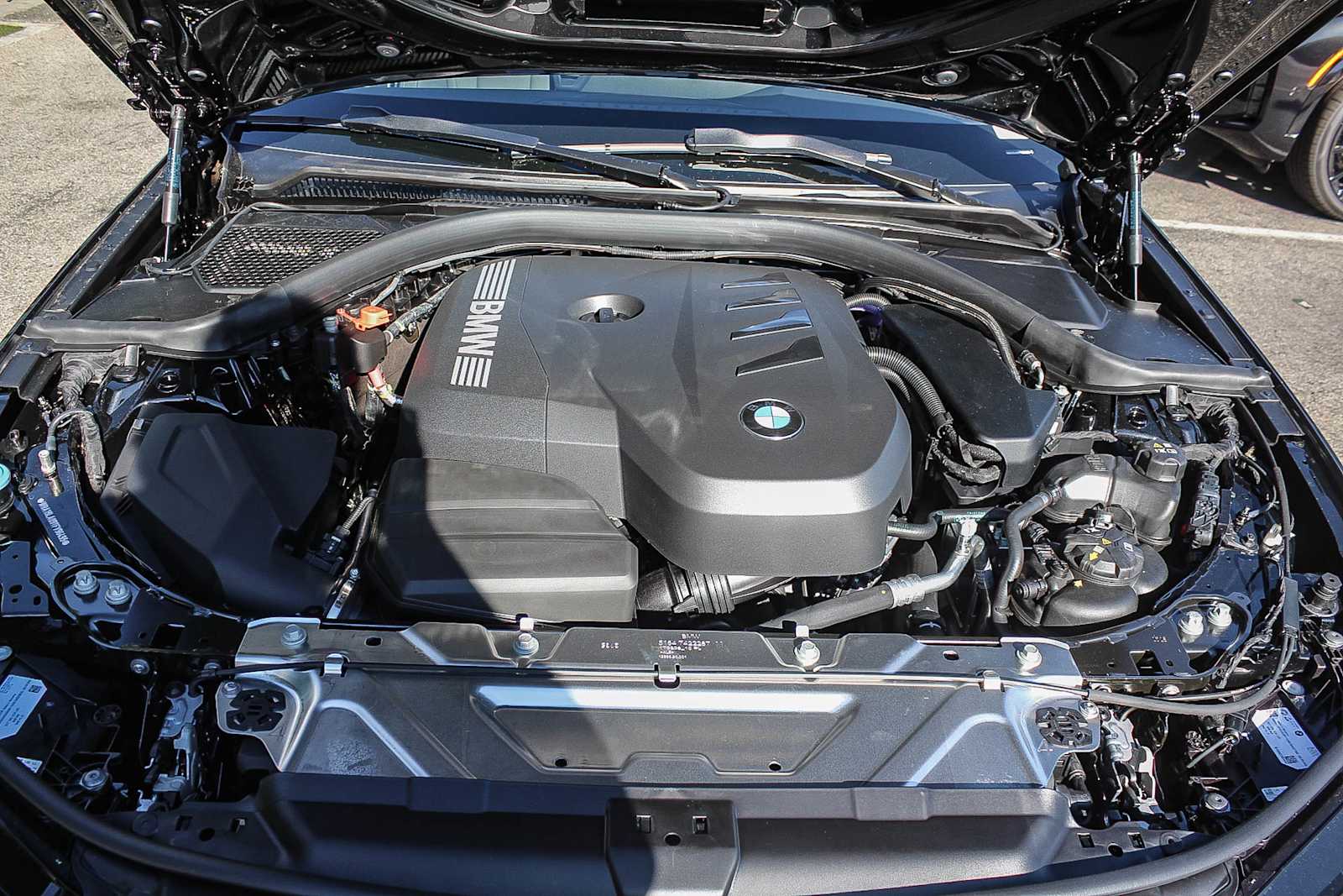 Thumbnail: 2026 BMW 3 Series - 26