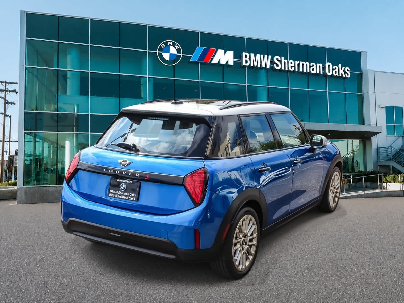 Thumbnail: 2026 MINI Cooper - 3