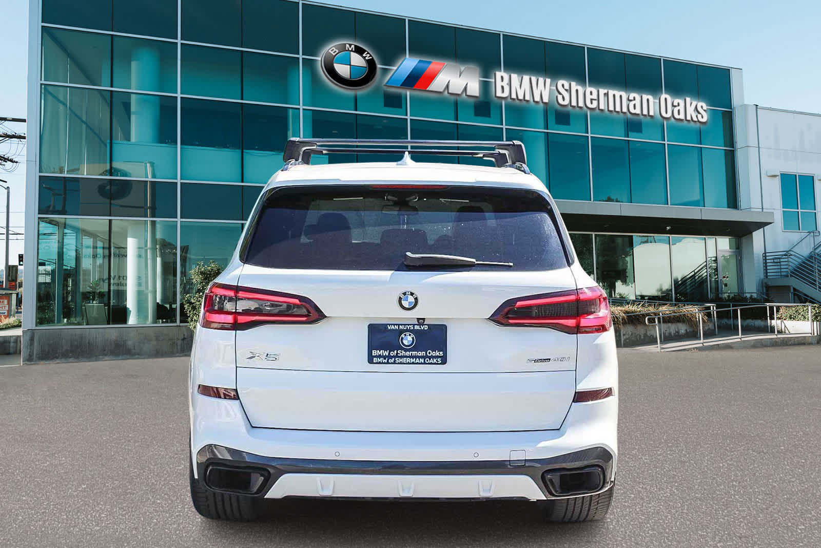 Thumbnail: 2021 BMW X5 - 5