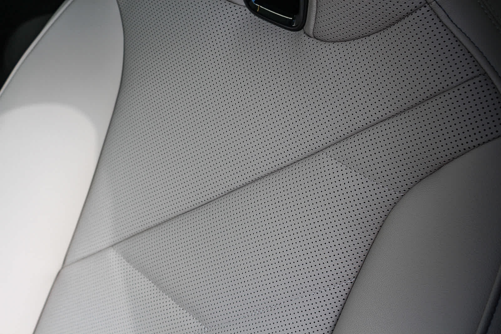 Thumbnail: 2026 BMW iX - 24