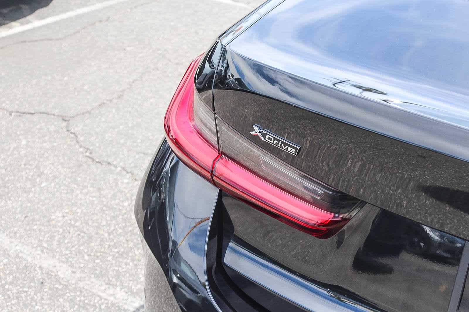 2024 BMW 330i xDrive photo 6