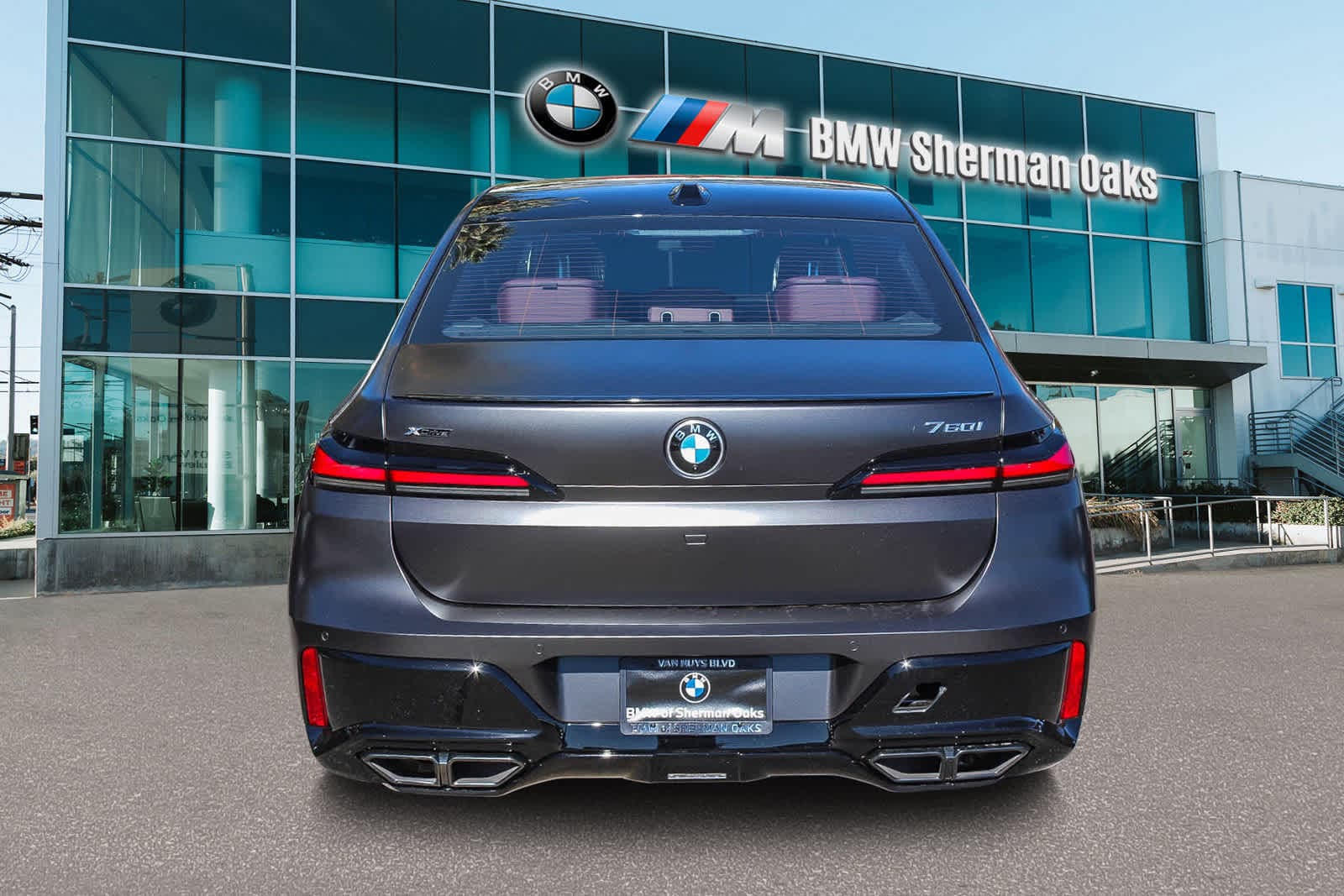Thumbnail: 2026 BMW 7 Series - 5