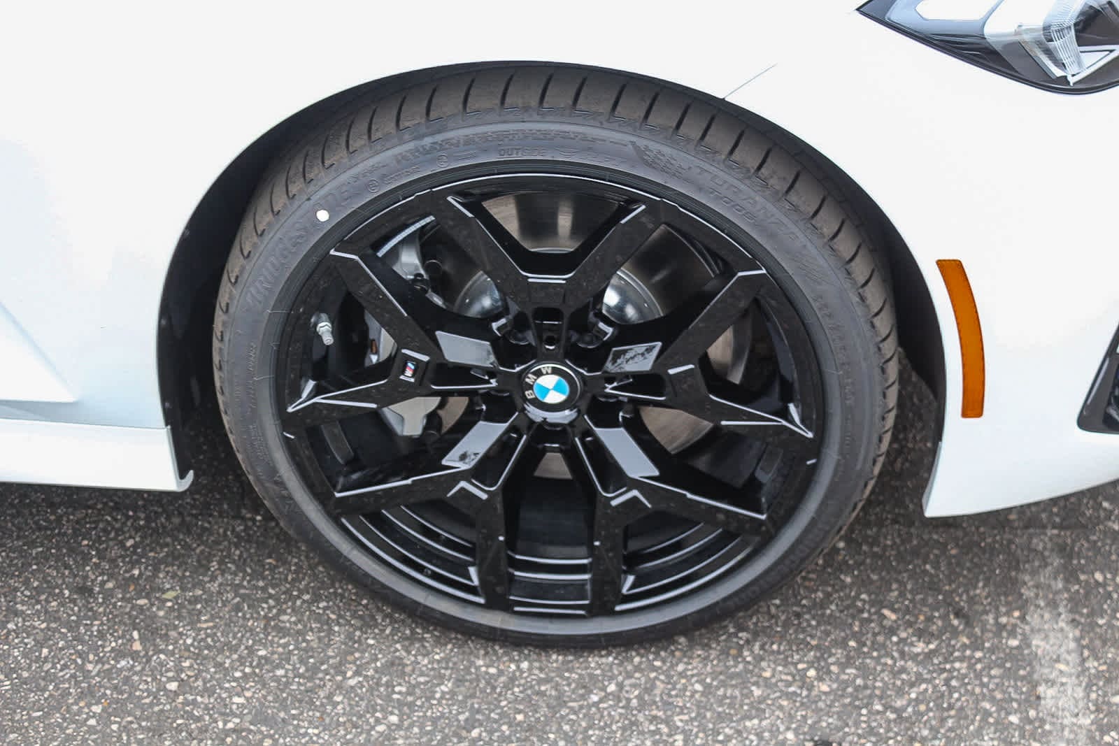 Thumbnail: 2026 BMW 3 Series - 9