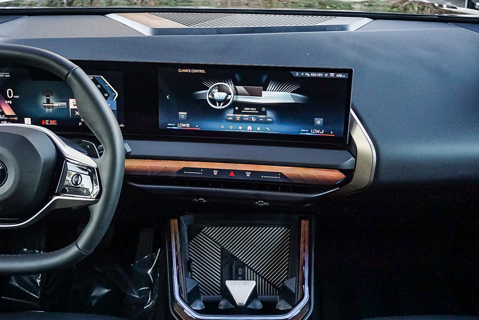 Thumbnail: 2025 BMW X3 - 15