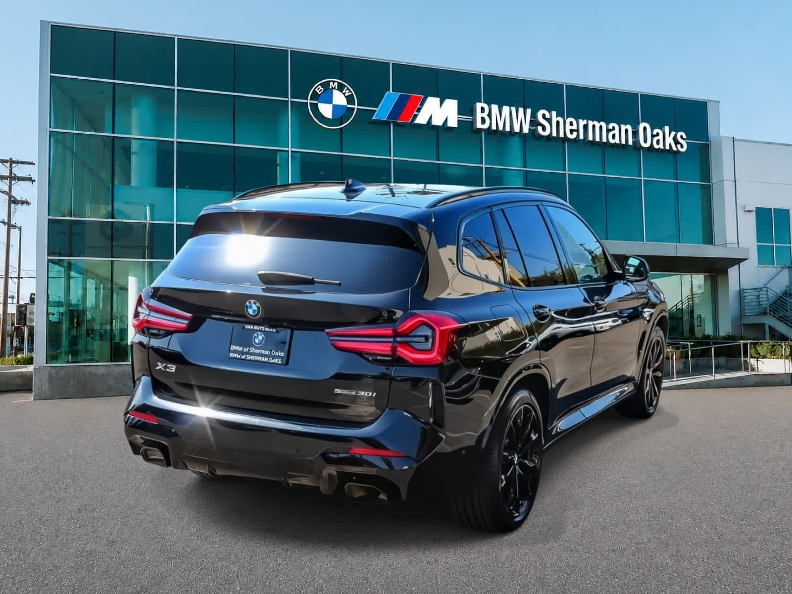 Thumbnail: 2023 BMW X3 - 3