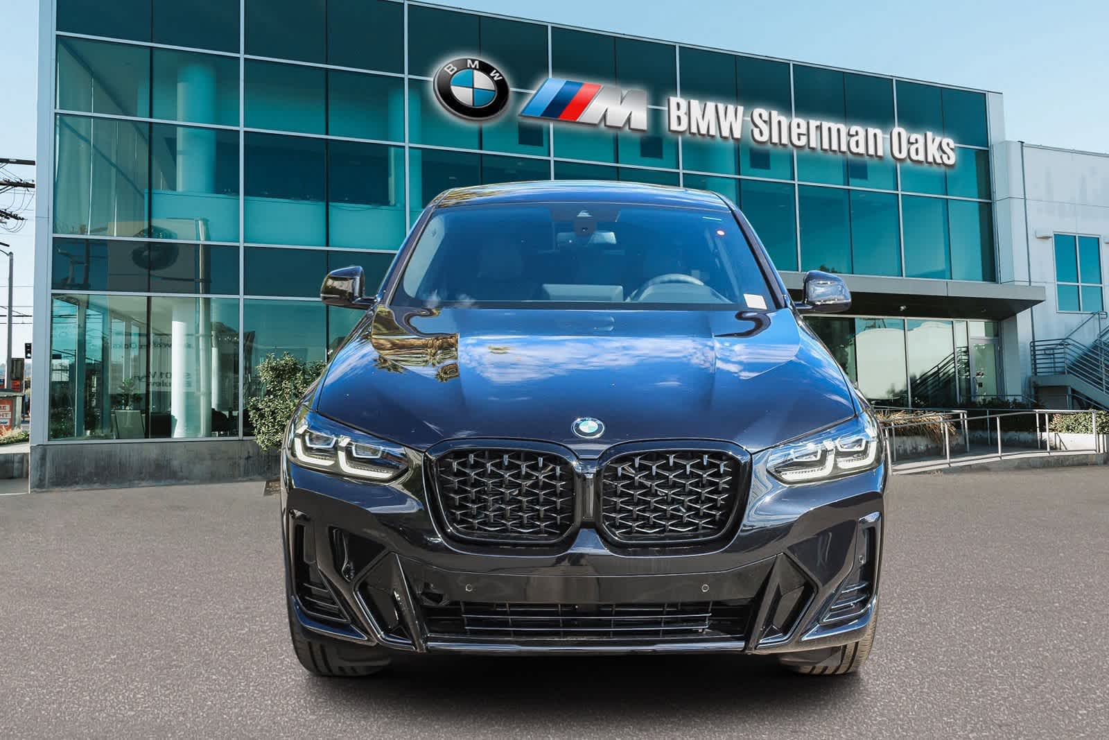 Thumbnail: 2025 BMW X4 - 2