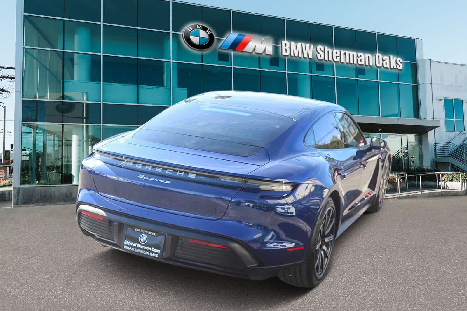 Thumbnail: 2020 Porsche Taycan - 4