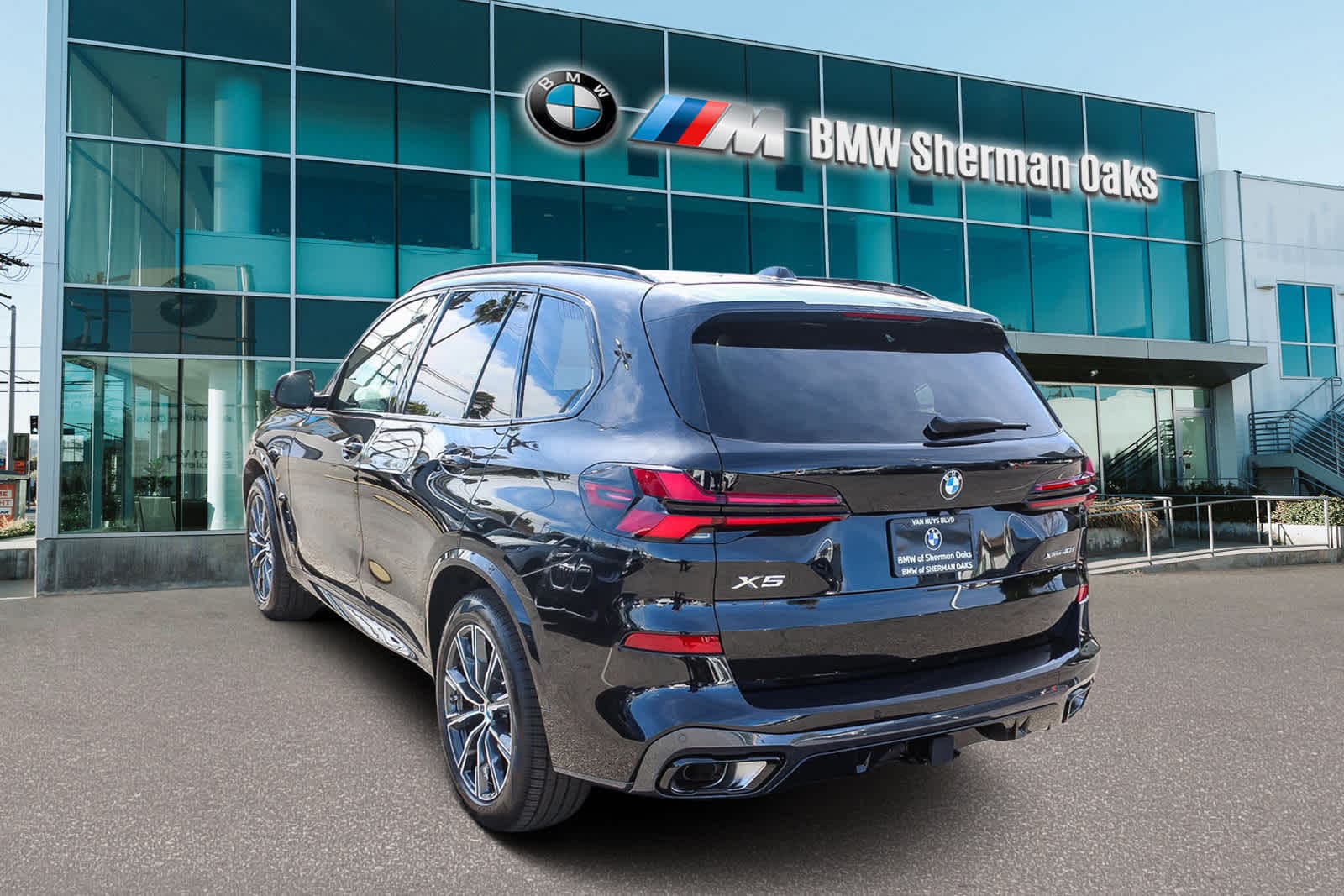 Thumbnail: 2026 BMW X5 - 6
