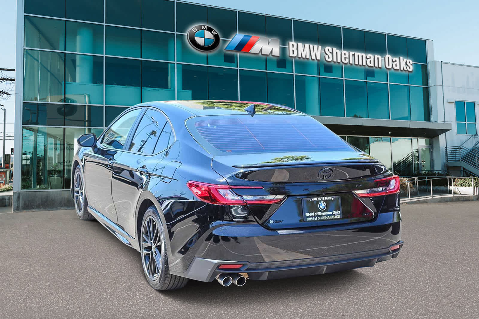 Thumbnail: 2025 Toyota Camry - 6