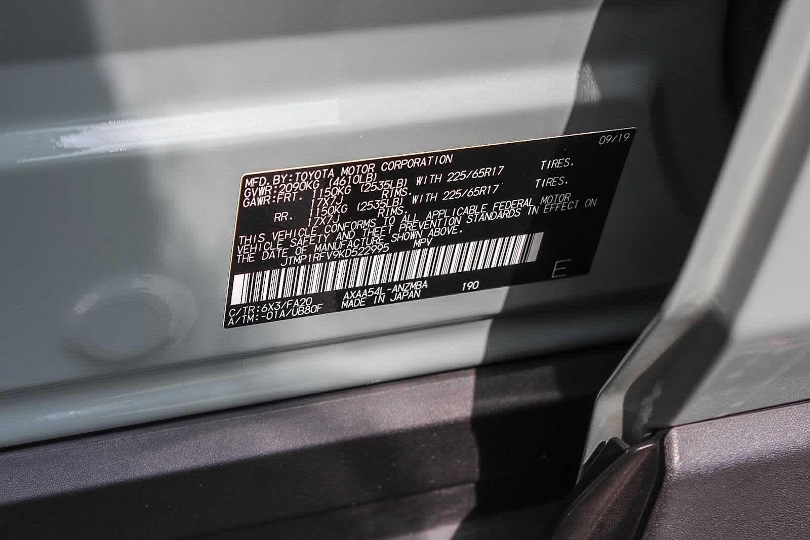 2019 Toyota RAV4 XLE 28