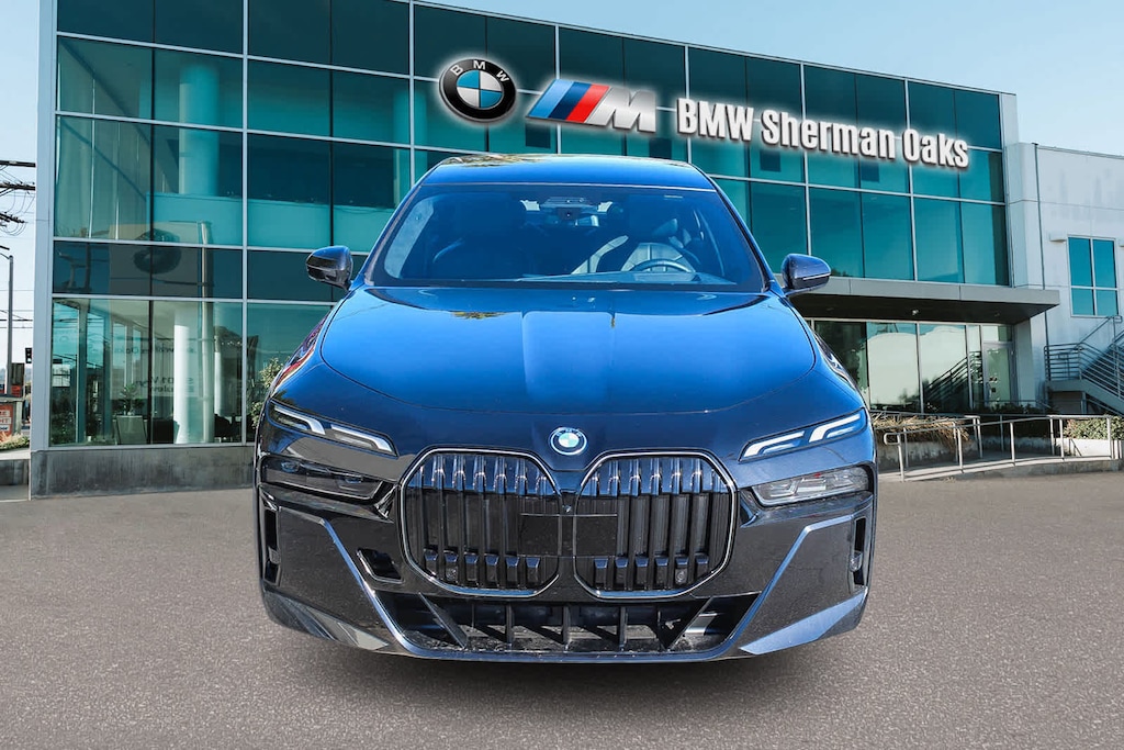 New 2026 BMW i7 xDrive60 Sedan
