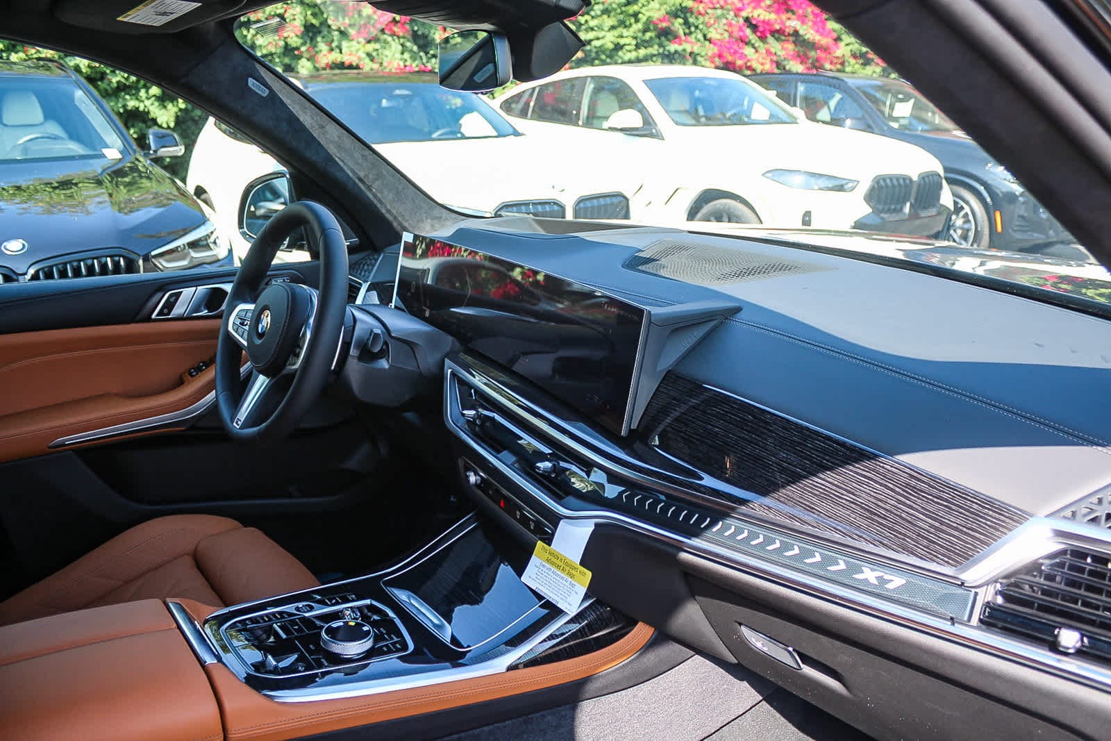 Thumbnail: 2026 BMW X7 - 16