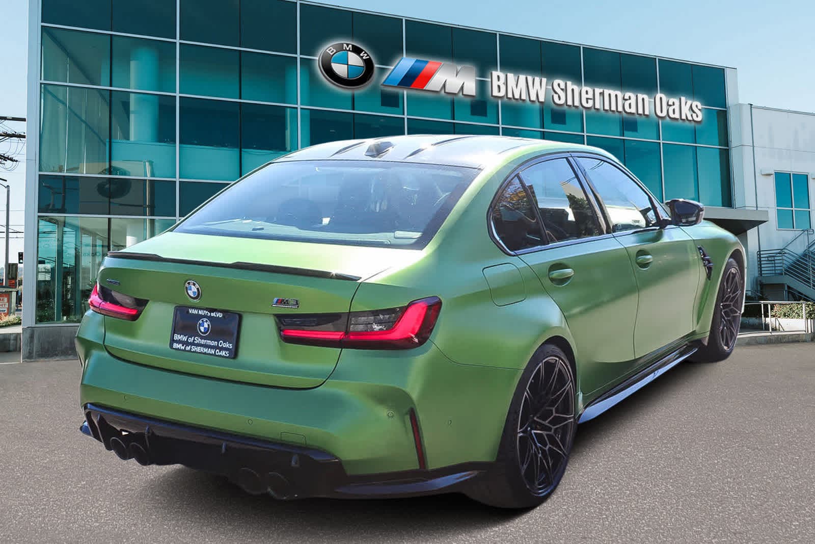 Thumbnail: 2025 BMW M3 - 4