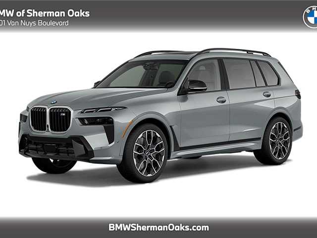 2024 BMW X7 M60i's photo