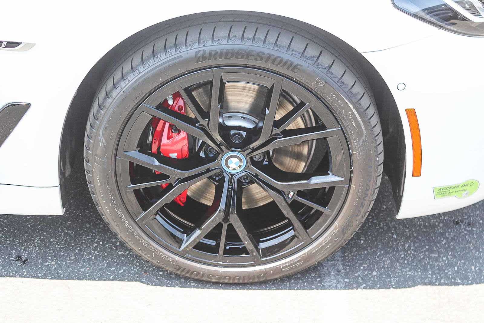 Thumbnail: 2022 BMW 5 Series - 17